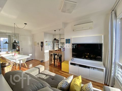 Image 8 - 889611