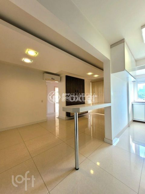 Image 10 - 889623
