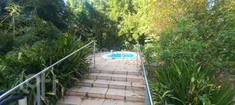 Image 8 - 889624