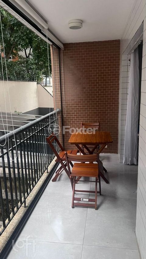 Image 0 - 889634