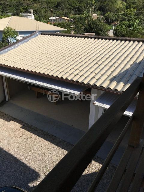 Image 7 - 889654