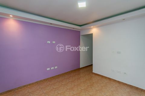 Image 7 - 889660