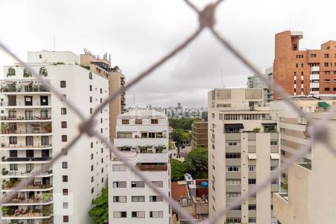 Image 14 - 889666