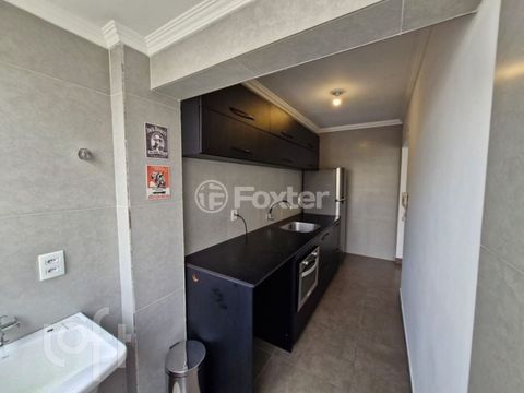 Image 7 - 889712