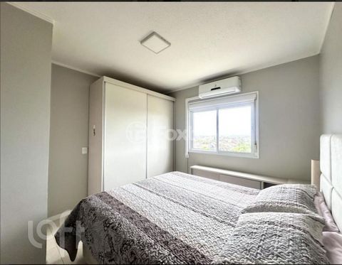 Image 7 - 889746