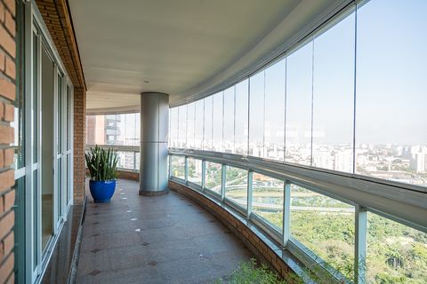 Image 9 - 889747