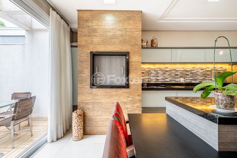 Image 11 - 889753