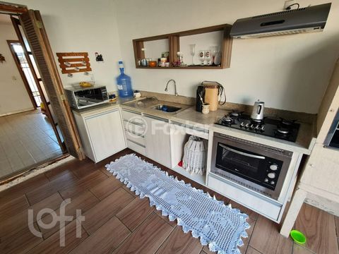 Image 4 - 889768