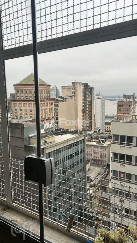 Image 8 - 889793