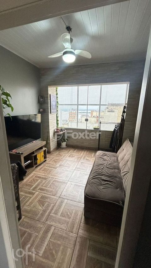 Image 7 - 889793