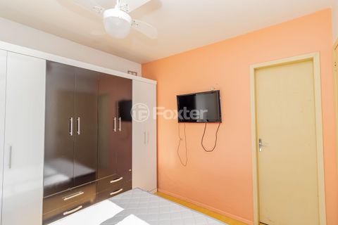 Image 7 - 889822