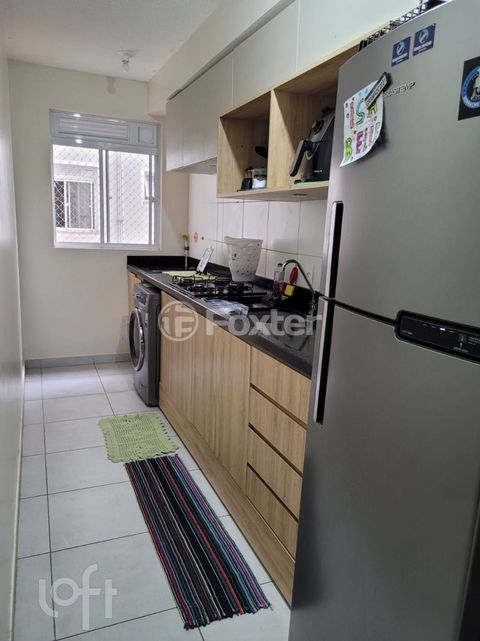 Image 9 - 889912