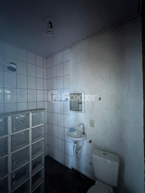 Image 8 - 889917
