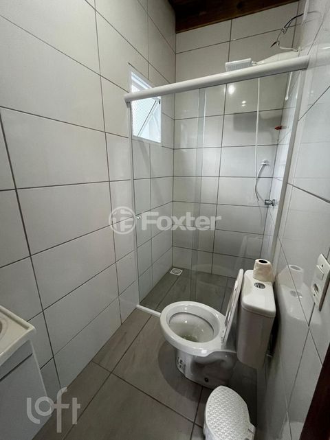 Image 8 - 889943