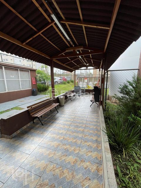 Image 9 - 889966