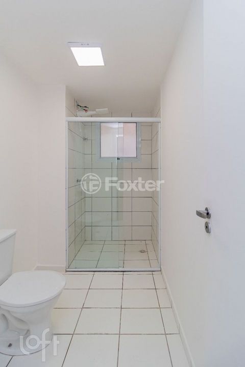 Image 7 - 889966