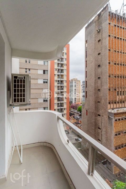 Image 11 - 889975