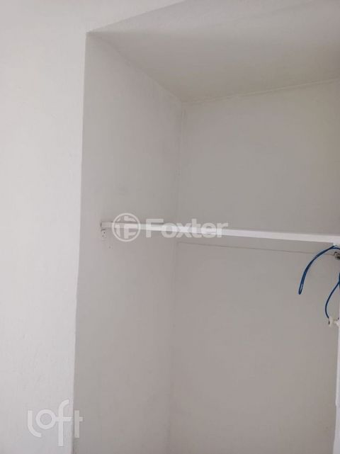 Image 6 - 889978