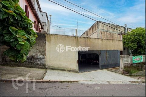 Image 9 - 889994