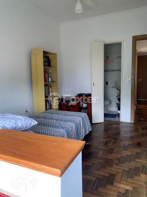 Image 4 - 890004