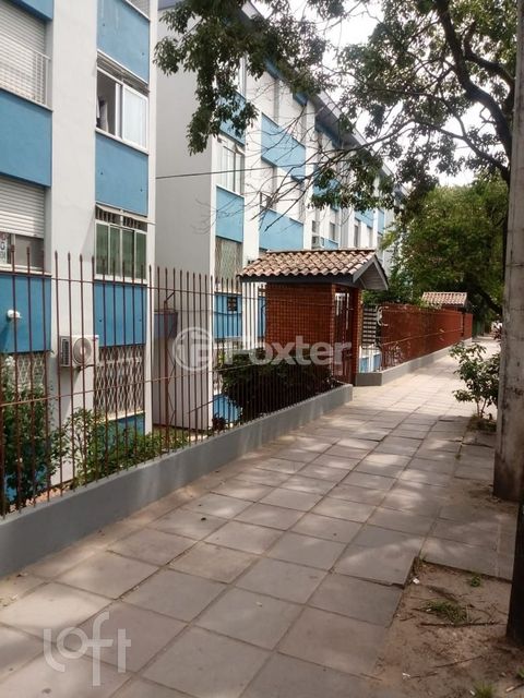 Image 0 - 890012