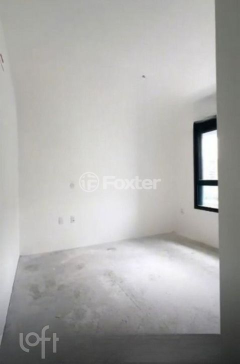 Image 3 - 890013