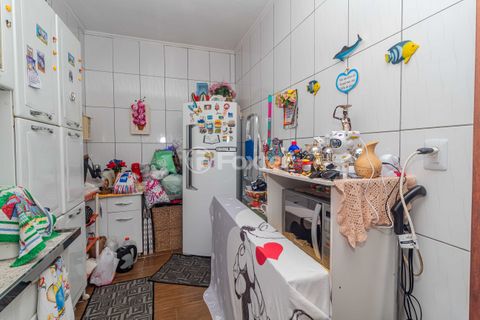 Image 13 - 890019