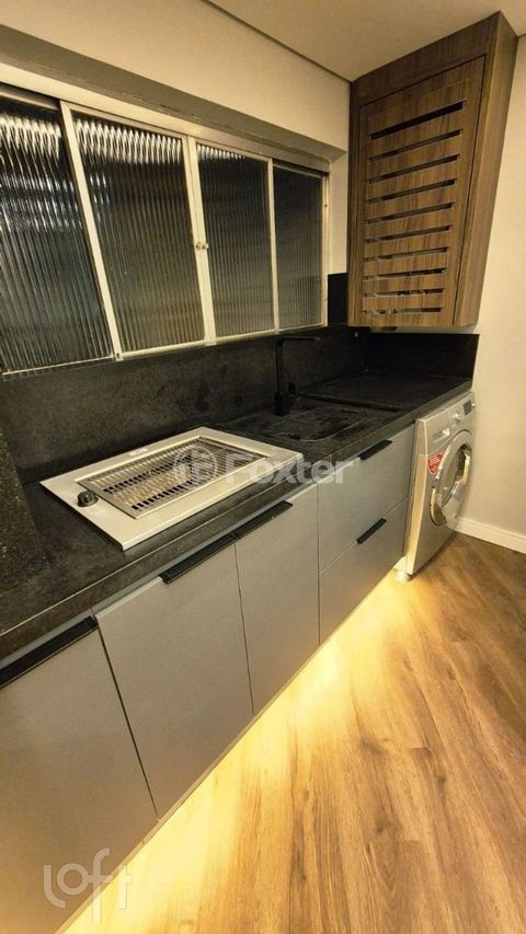 Image 7 - 890029