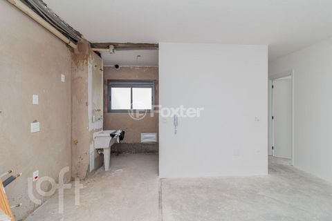 Image 3 - 890061