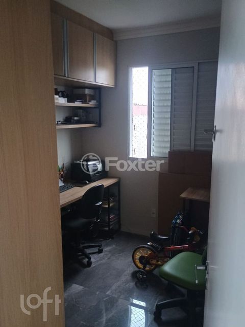 Image 4 - 890077