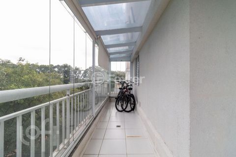 Image 14 - 890092
