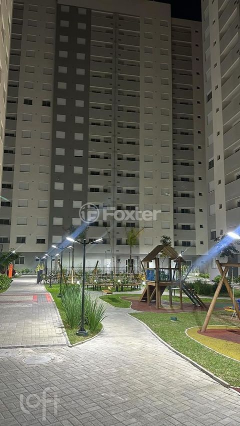 Image 6 - 890095
