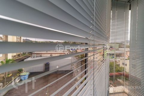Image 10 - 890119