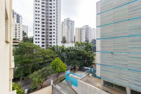 Image 12 - 890223