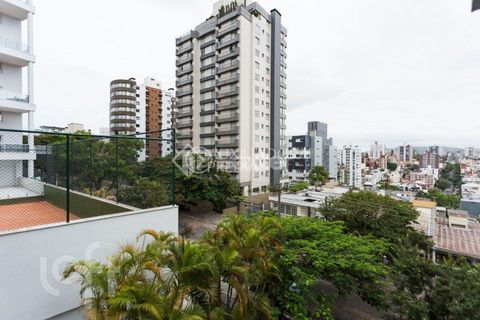 Image 8 - 890298