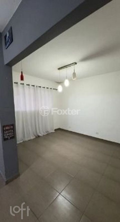 Image 19 - 890343
