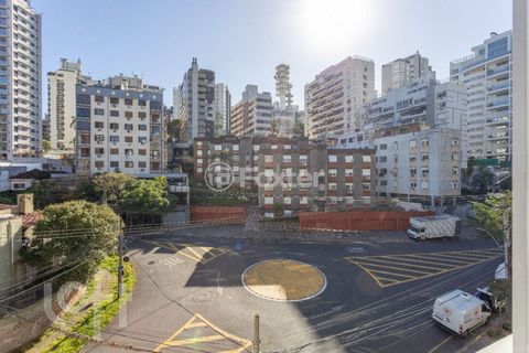 Image 3 - 890349
