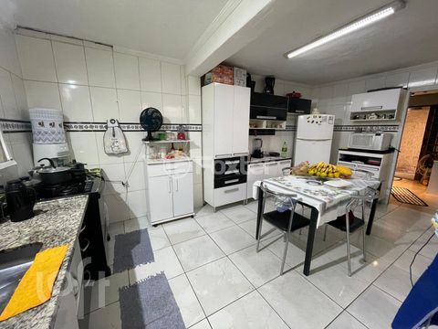 Image 17 - 890363