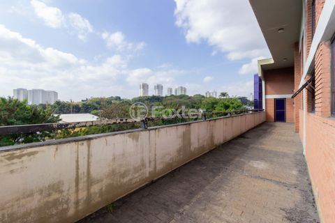 Image 18 - 890394