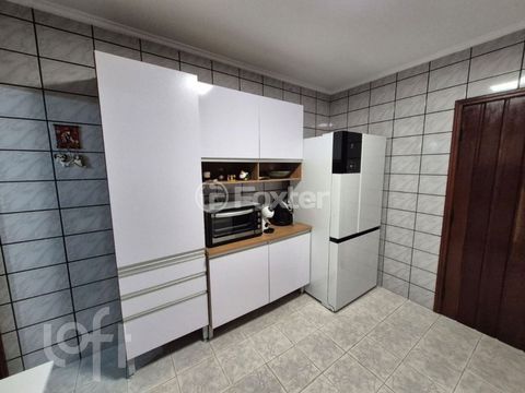 Image 7 - 890403