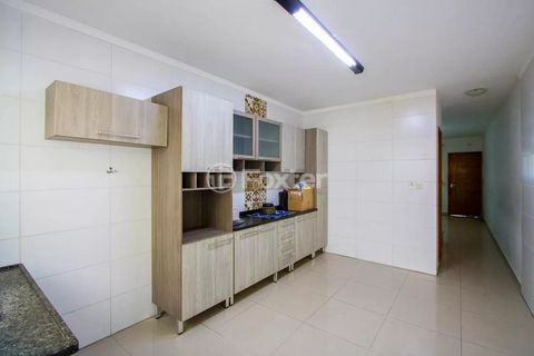 Image 6 - 890422