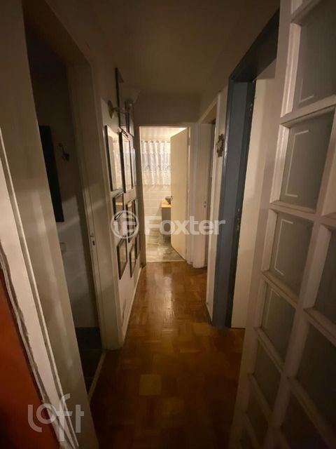 Image 8 - 890432