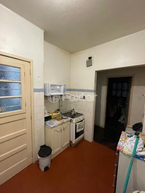 Image 2 - 890441