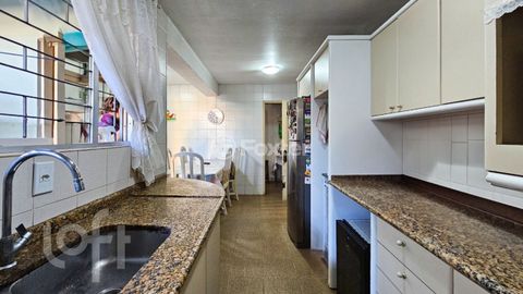 Image 7 - 890456