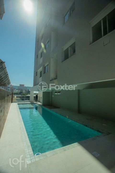 Image 9 - 890473