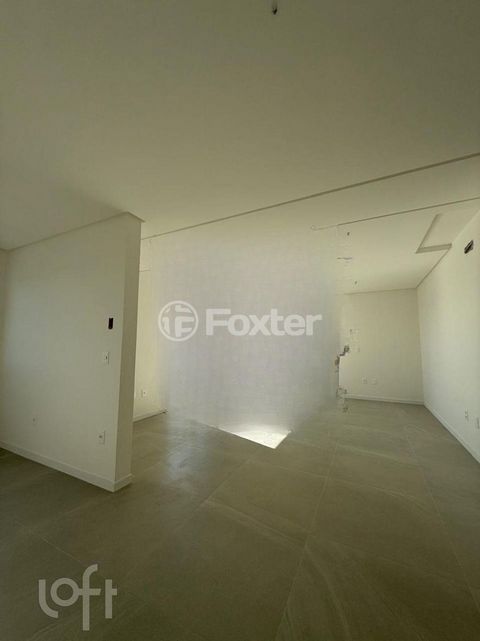 Image 6 - 890473