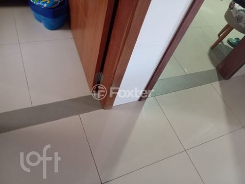 Image 8 - 890507