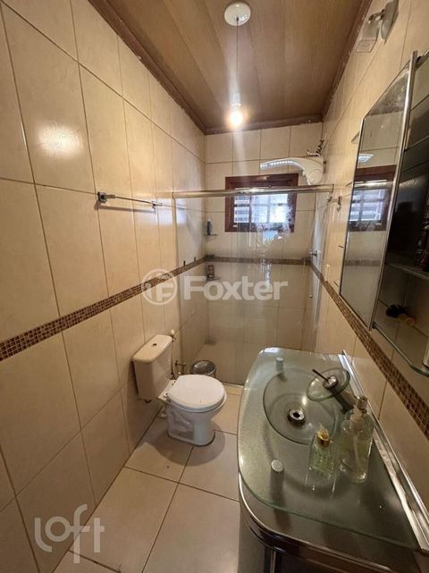Image 7 - 890520