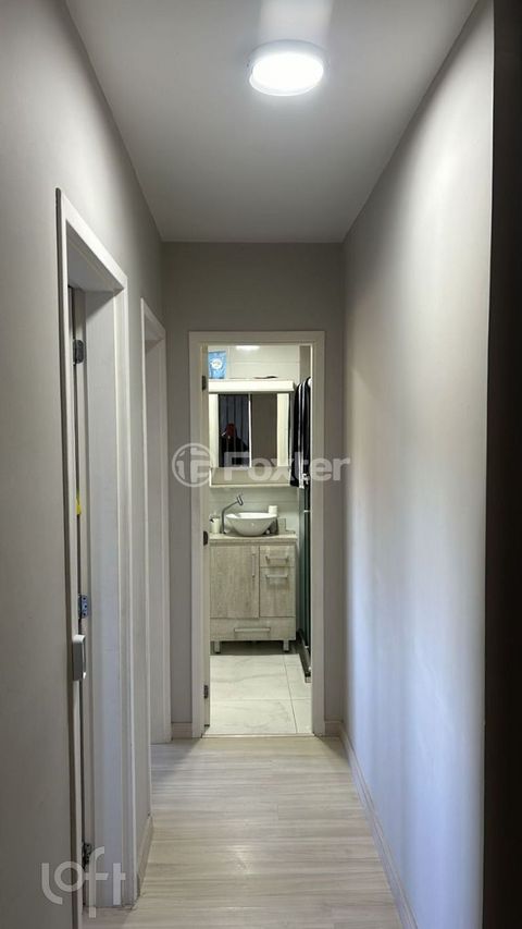 Image 7 - 890532