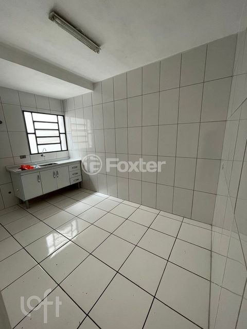 Image 1 - 890548